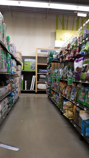 Pet Supply Store «Petco Animal Supplies», reviews and photos, 816 Washington St, Middletown, CT 06457, USA