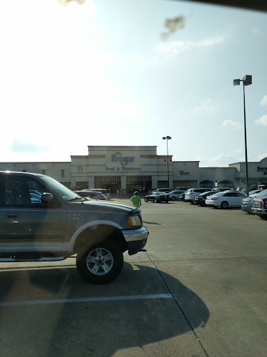 Grocery Store «Kroger», reviews and photos, 6652 Youree Dr, Shreveport, LA 71105, USA