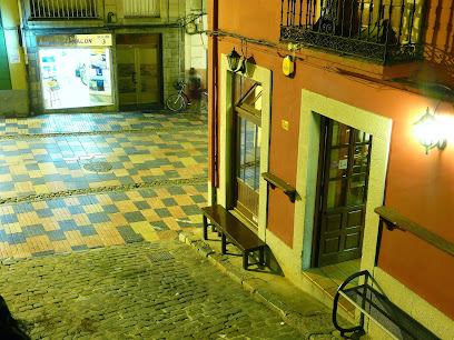 Bar la Calleja - C. Rivero, 80, 33402 Avilés, Asturias, Spain