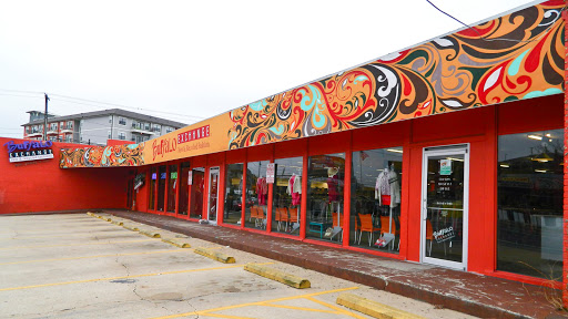 Used Clothing Store «Buffalo Exchange Austin», reviews and photos, 2904 Guadalupe St, Austin, TX 78705, USA