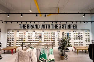 adidas Store Lieusaint image