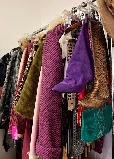 Thrift Store «City Opera Thrift Shop», reviews and photos