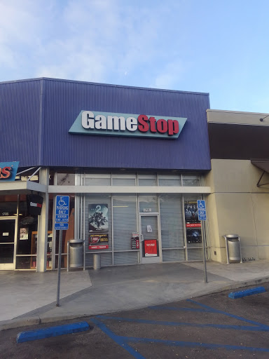 Video Game Store «GameStop», reviews and photos, 1783 N Victory Pl, Burbank, CA 91502, USA