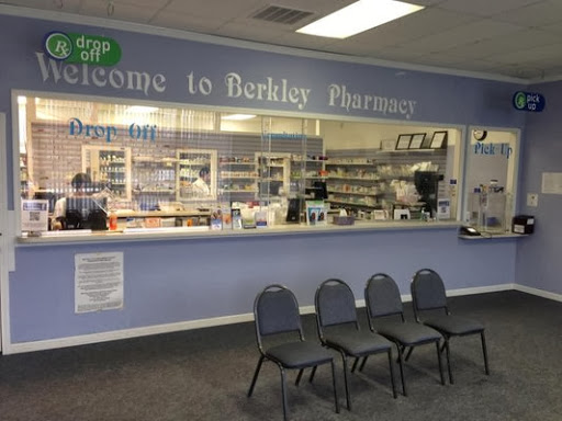 Berkley Pharmacy, 28577 Schoenherr Rd, Warren, MI 48088, USA, 
