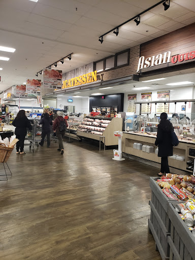 Grocery Store «ShopRite of Spotswood», reviews and photos, 380 Summerhill Rd, Spotswood, NJ 08884, USA