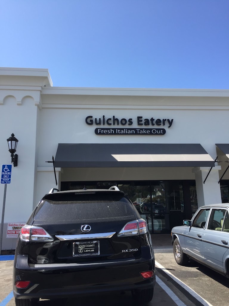 Guichos Eatery 92672