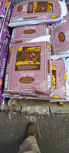 Animal Feed Store «Wilco Farm Store», reviews and photos, 734 McClaine St, Silverton, OR 97381, USA