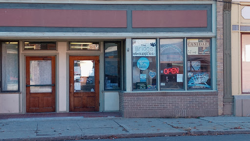 Over Bridge Pet Supplies, 24 Seneca St, Hornell, NY 14843, USA, 