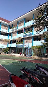 Foto SMP  Negeri 242, Kota Jakarta Selatan