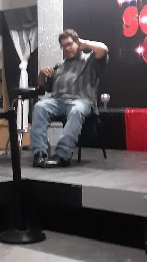 Bar «The Social Club Lounge and Event Venue», reviews and photos, 4419 Crossroads Center, Columbus, OH 43232, USA