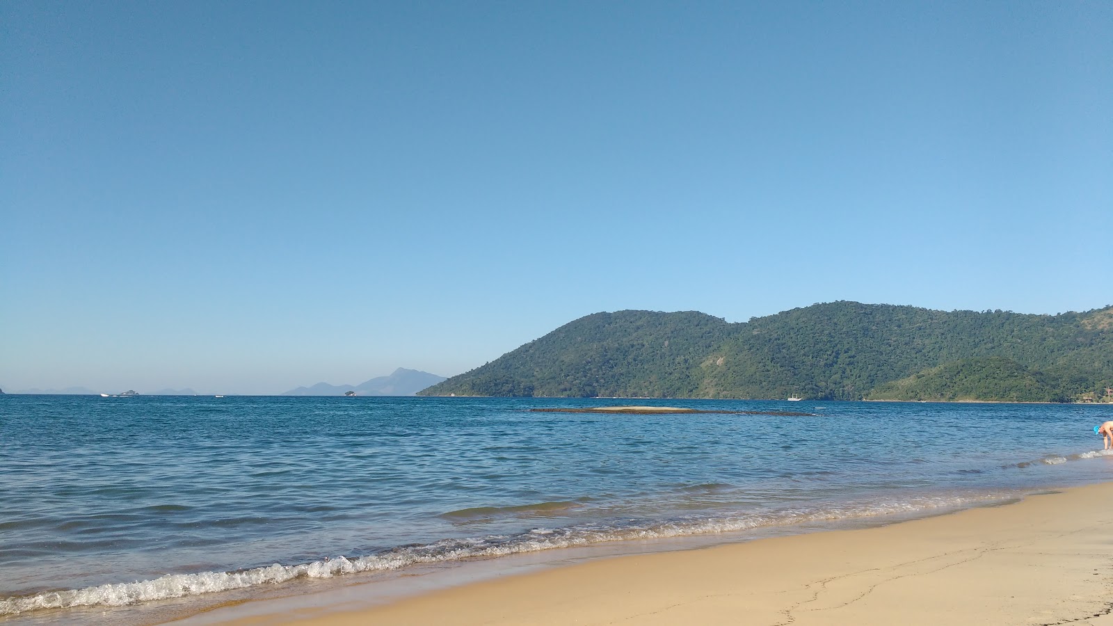 Foto von Praia de Fora mit feiner beiger sand Oberfläche