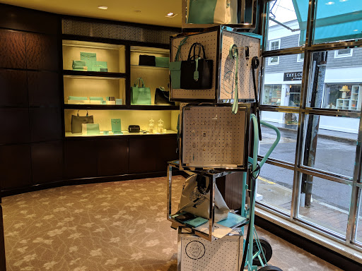 Jewelry Store «Tiffany & Co.», reviews and photos, 40 Post Rd E, Westport, CT 06880, USA