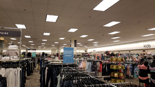 Department Store «Nordstrom Rack Centre at Post Oak», reviews and photos, 5000 Westheimer Rd #500, Houston, TX 77056, USA