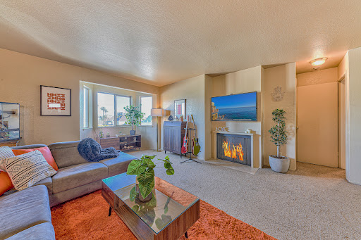 Homes by Henson Real Estate Team image