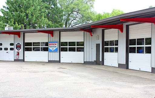Auto Repair Shop «The Hamburg Garage», reviews and photos, 11179 Hamburg Rd, Whitmore Lake, MI 48189, USA