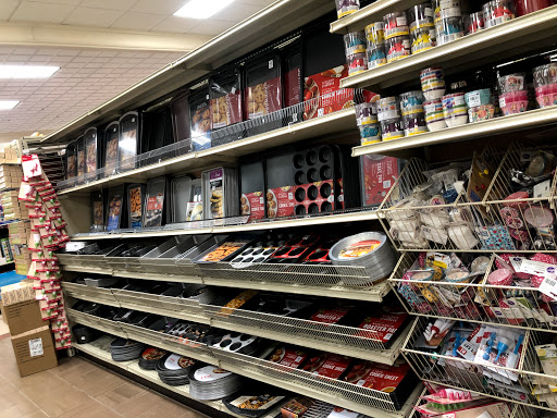 Home Goods Store «Christmas Tree Shops», reviews and photos, 28-34 Broadway, Lynnfield, MA 01940, USA