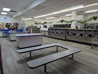 Mission Plaza Laundry - Photo 4 - Car repair in Ventura, CA, Oxnard