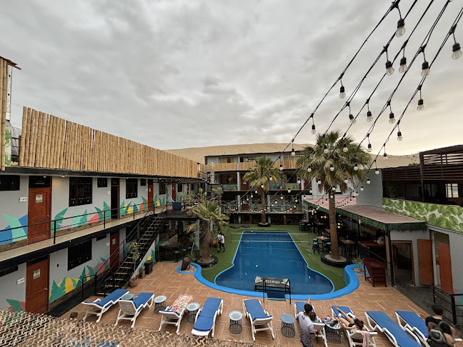 Av. Angela de Perotti S/N Balneario de, Huacachina