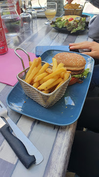 Hamburger du Restaurant BRASSERIE LES VISITEURS à Padirac - n°4