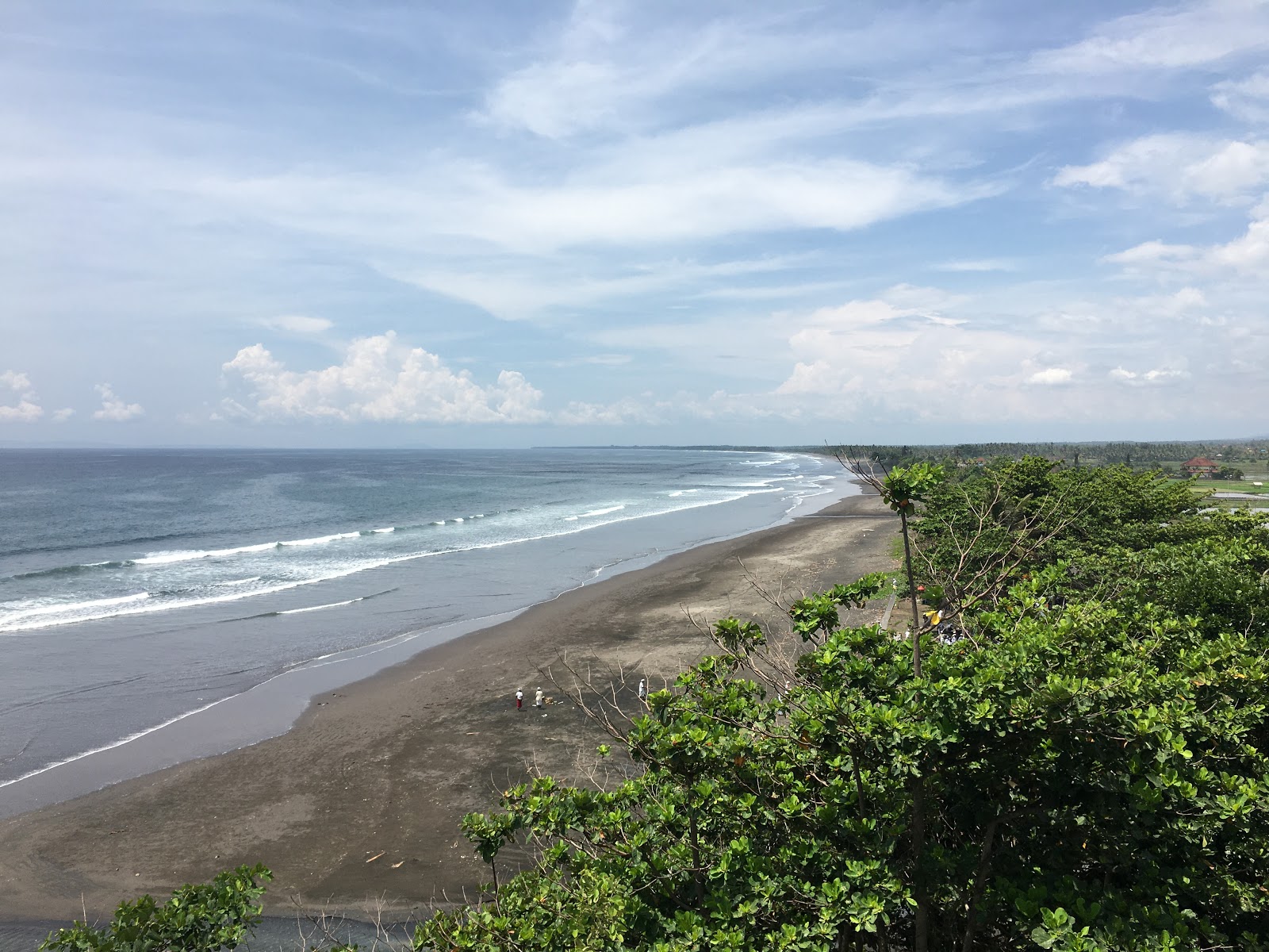 Valokuva Balian Beachista. sisältäen pitkä suora