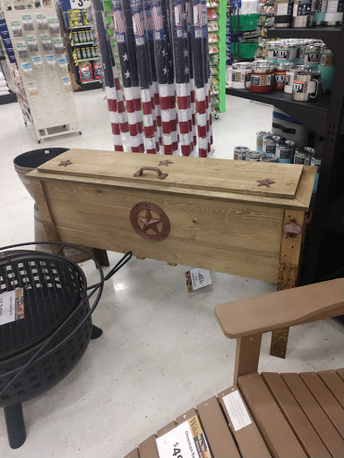 Animal Feed Store «Wilco Farm Store», reviews and photos, 2950 S Santiam Hwy, Lebanon, OR 97355, USA