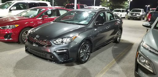 Nissan Dealer «West Herr Nissan of Orchard Park», reviews and photos, 3580 Southwestern Blvd, Orchard Park, NY 14127, USA