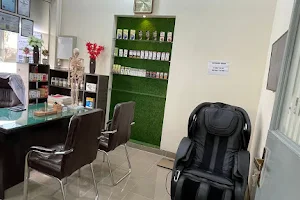 Al-Abbas physio care and herbal clinic image