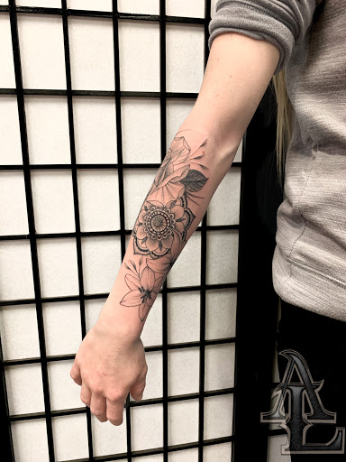 Explore 1992 tattoo ideas, creative tattoo ideas in Joplin, available at Royal Art Collective