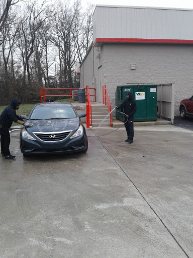 Auto Parts Store «Advance Auto Parts», reviews and photos, 1522 N Main St, Suffolk, VA 23434, USA