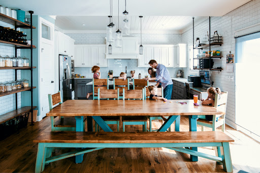 Furniture Store «Unruh Furniture», reviews and photos, 3600 Walnut St, Kansas City, MO 64111, USA