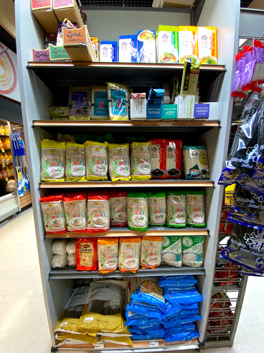 Grocery Store «Streets Market & Cafe», reviews and photos, 222 N Charles St, Baltimore, MD 21201, USA