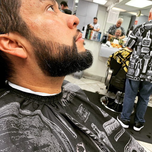 Barber Shop «High Cut Barber Shop & Supply», reviews and photos, 725 S Glendale Ave, Glendale, CA 91205, USA