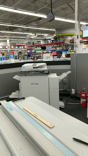 Office Supply Store «Staples», reviews and photos, 2310 Jericho Turnpike, Garden City Park, NY 11040, USA