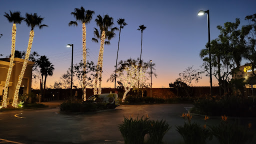 Shopping Mall «Waterside, Marina Del Rey», reviews and photos, 4700 Admiralty Way, Marina Del Rey, CA 90292, USA