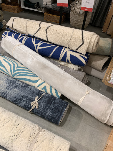 Outlet Store «west elm Outlet», reviews and photos, 1770 W Main St #301, Riverhead, NY 11901, USA