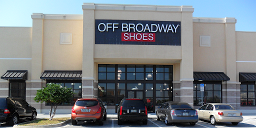 Shoe Store «Off Broadway Shoe Warehouse», reviews and photos, 7300 US-19, Pinellas Park, FL 33781, USA