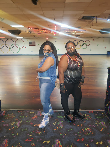 Skate Shop «Glenwood Skate Shop Da Coach», reviews and photos, 656 Holbrook Rd, Glenwood, IL 60425, USA