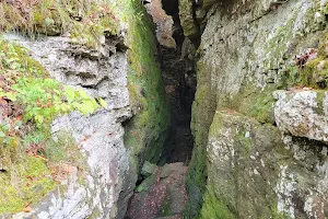 Devil's Den Trail image