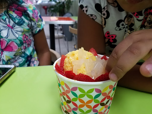 Dessert Shop «Just Desserts», reviews and photos, 7211 18th Ave, Brooklyn, NY 11204, USA