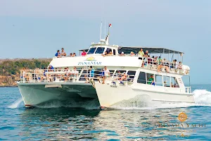 Panama Yacht Adventures image