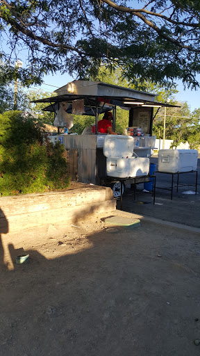 Taco Restaurant «Tacos El Pariente», reviews and photos, 7273 State St, Midvale, UT 84047, USA