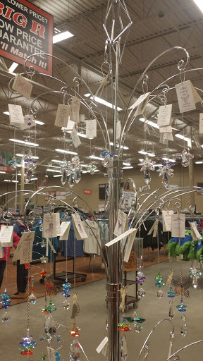 Sporting Goods Store «Big R Store of Marion», reviews and photos, 1401 W 26th St, Marion, IN 46953, USA