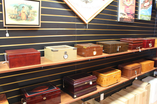 Tobacco Shop «The Island Smoke Shop», reviews and photos, 103400 Overseas Hwy, Key Largo, FL 33037, USA