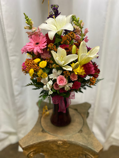 Florist «Roberts Flower Shop», reviews and photos, 423 Castroville Rd, San Antonio, TX 78207, USA