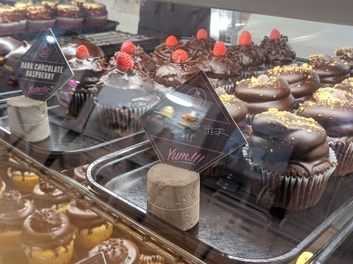 Bakery «Designer Desserts», reviews and photos, 56 Lincolnway, Valparaiso, IN 46383, USA