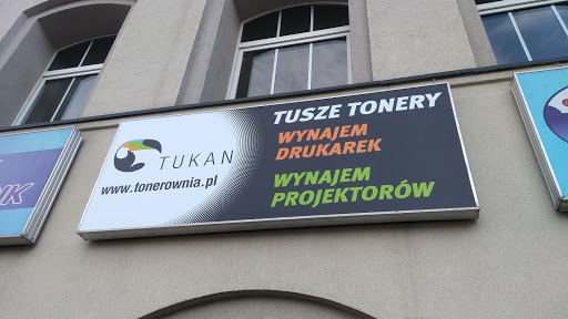 Firma Tukan tonery, tusze, ksero, wynajem projektorów, drukarek i odkurzaczy piorących