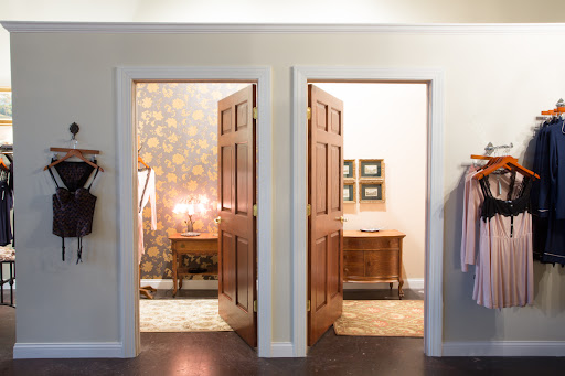 Lingerie Store «Amour», reviews and photos, 518 E 6th St, Des Moines, IA 50309, USA