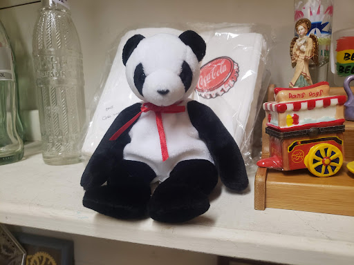 Antique Store «Vintage Gifts & Antiques», reviews and photos, 11503 Jones Rd, Houston, TX 77070, USA