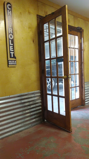 Tire Shop «Leal Tire Center», reviews and photos, 314 N Fwy Service Rd, Ferris, TX 75125, USA