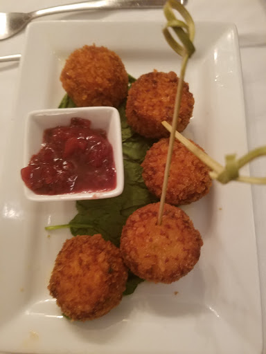 Fine Dining Restaurant «The Back Porch Restaurant», reviews and photos, 114 Speer St, Belle Vernon, PA 15012, USA